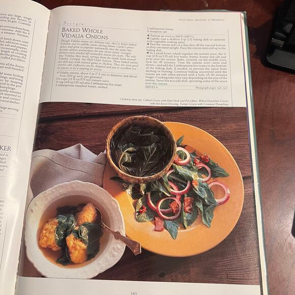 Vtg The South The Beautiful Cookbook Authentic Recipes From the American South - Picture 4 of 9